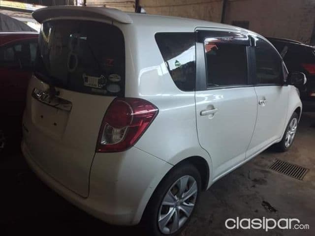 Toyota Ractis 2008