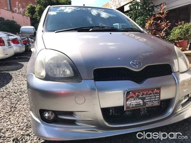 Toyota Vitz 2001