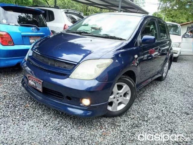 Toyota Ist 2002