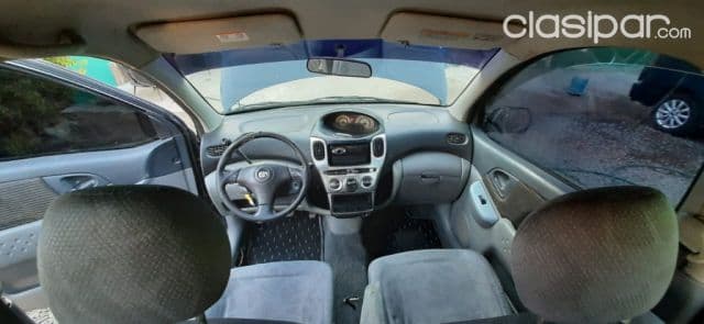 Toyota Funcargo 2002