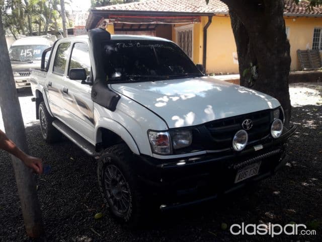 Toyota Hilux 2003