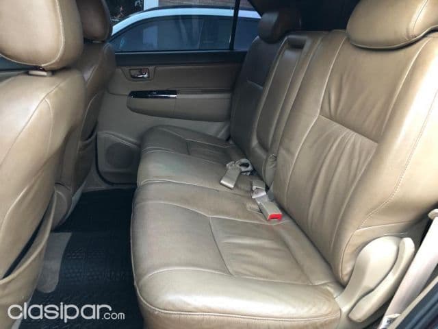 Toyota Fortuner 2013