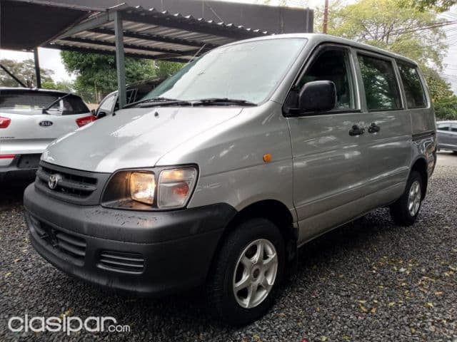 Toyota Noah 2002