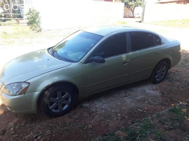 Nissan Altima 2005