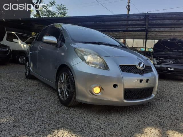 Toyota Vitz 2005