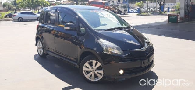 Toyota Ractis 2006