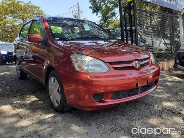 Toyota Platz 2003