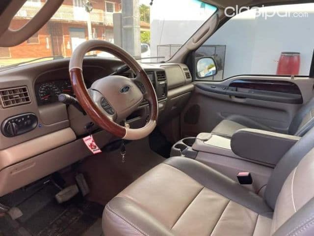 Ford Excursion 2005
