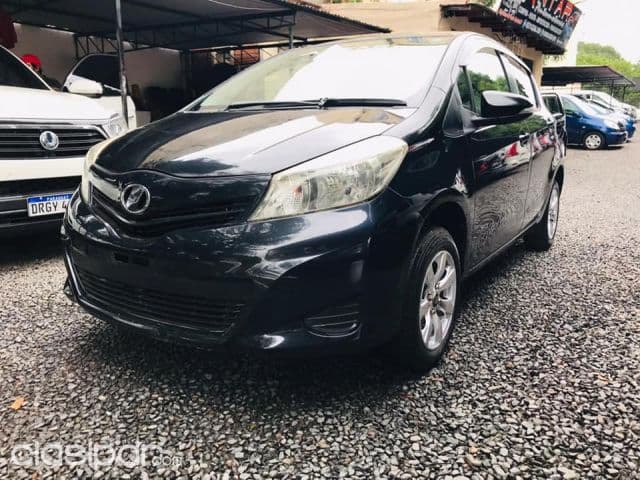 Toyota Vitz 2011