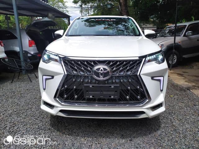 Toyota Fortuner 2020