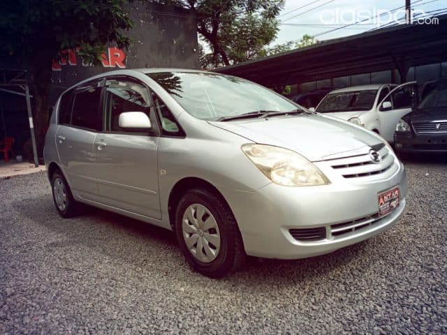 Toyota Spacio 2003