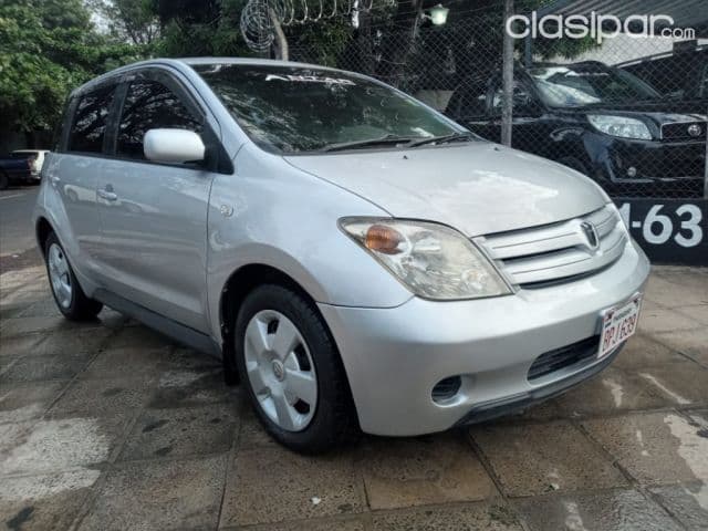 Toyota Ist 2003