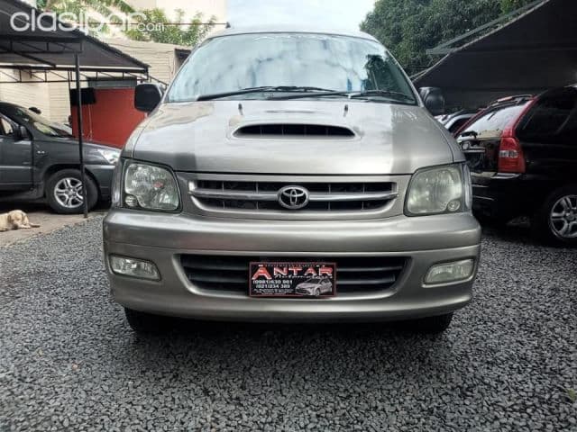Toyota Noah 2001