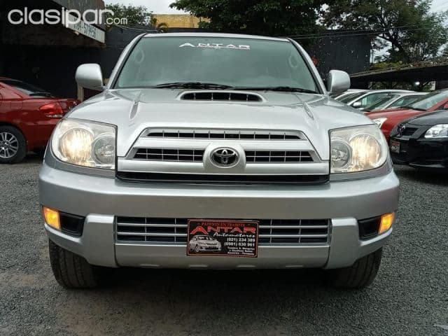 Toyota Hilux Surf 2004