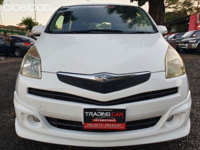 Toyota Ractis 2006