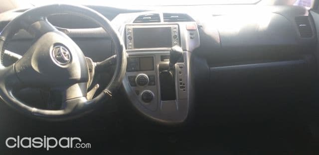 Toyota Ractis 2005