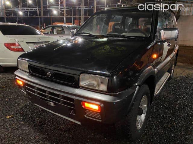 Nissan Mistral 1998