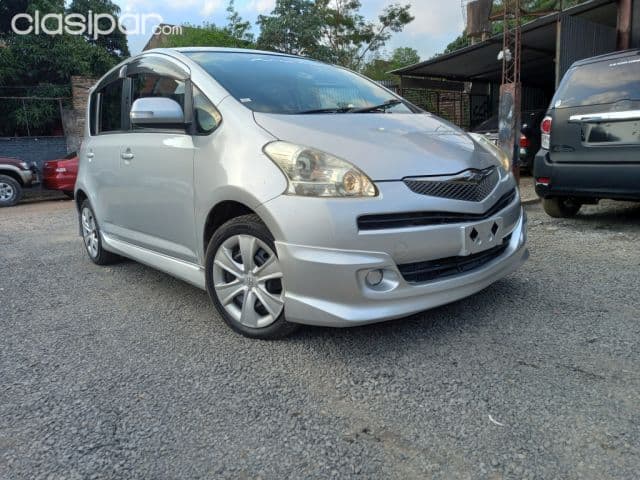 Toyota Ractis 2008