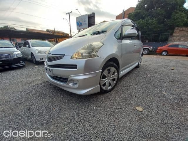 Toyota Ractis 2008