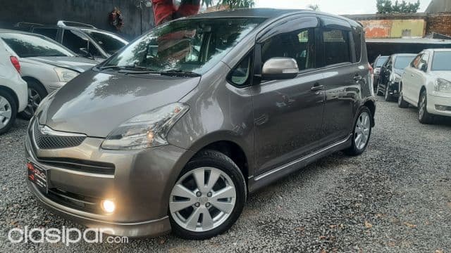 Toyota Ractis 2006