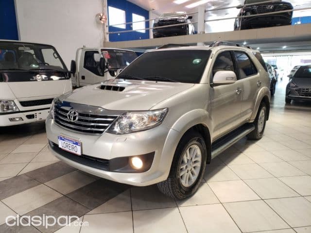 Toyota Fortuner 2012