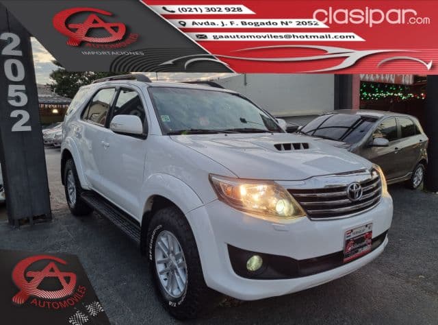 Toyota Fortuner 2013
