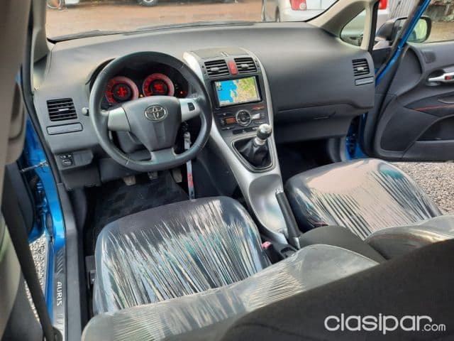 Toyota Auris 2010