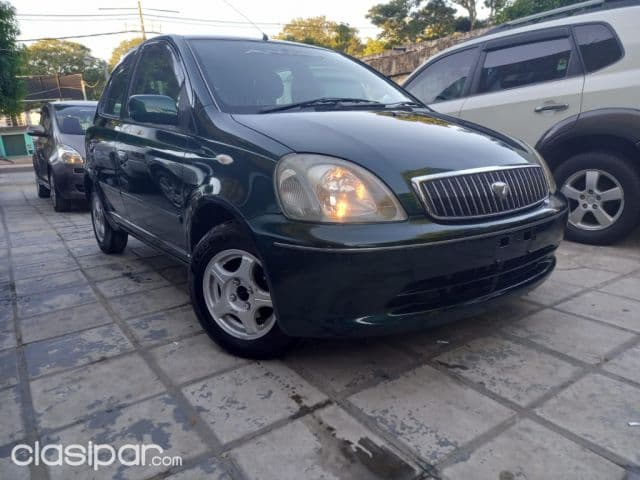 Toyota Vitz 2001