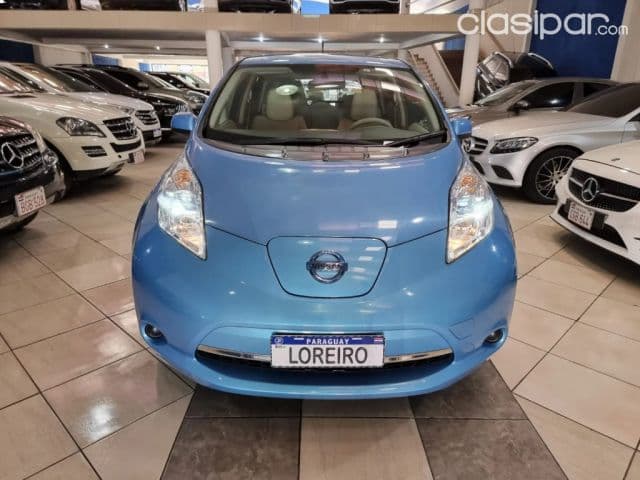 Nissan 100 2012