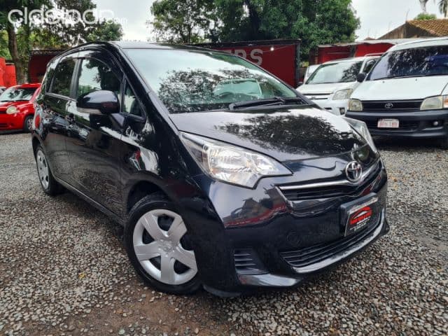 Toyota Ractis 2011