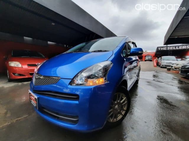 Toyota Ractis 2009