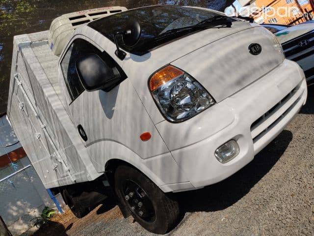 Kia Besta 2010