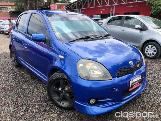 Toyota Vitz 2001