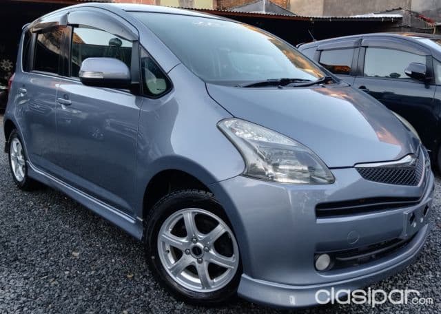 Toyota Ractis 2007