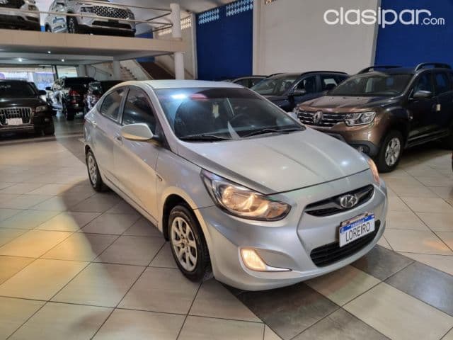 Hyundai Accent 2013