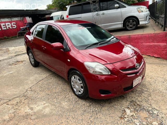 Toyota Belta 2006