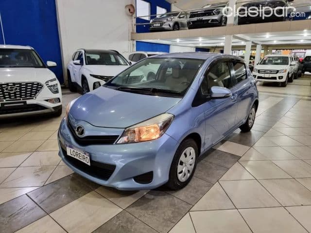 Toyota Vitz 2011
