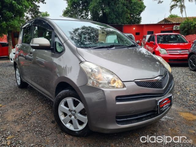 Toyota Ractis 2008