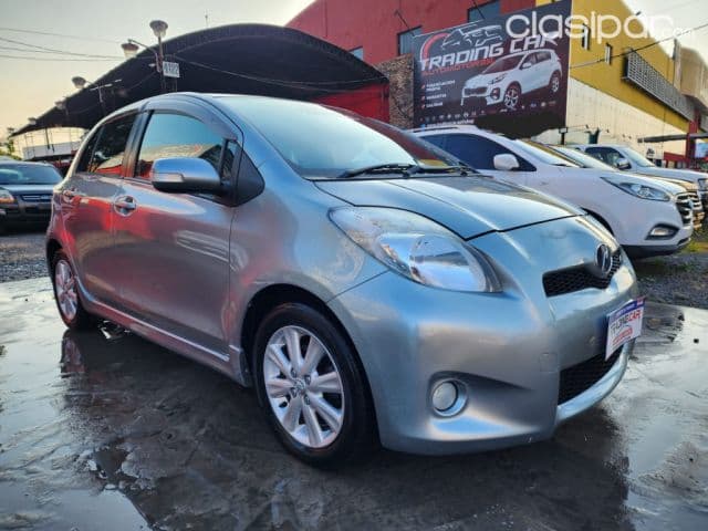 Toyota Vitz 2010