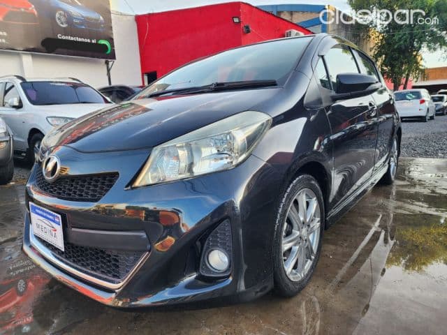 Toyota Vitz 2012