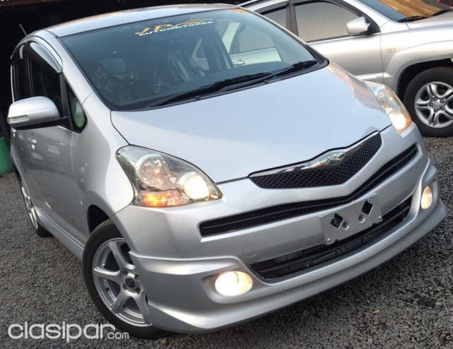 Toyota Ractis 2008