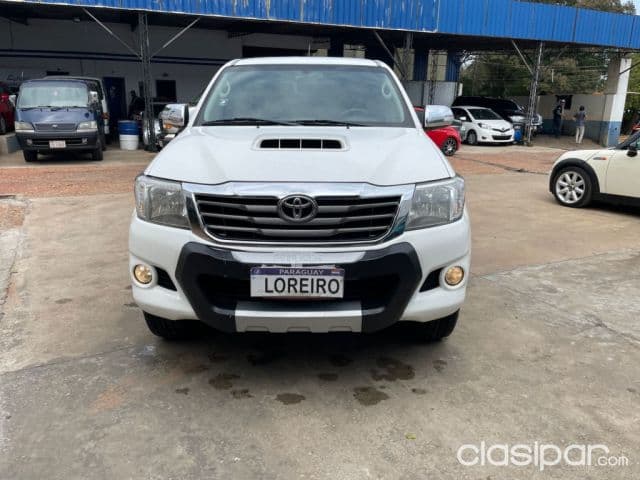 Toyota Hilux 2014