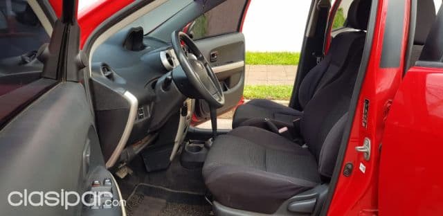 Toyota Ist 2004