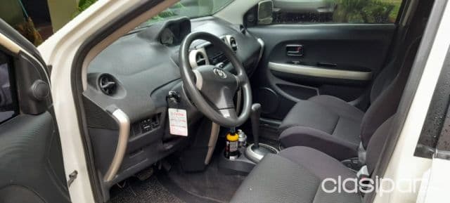 Toyota Ist 2003