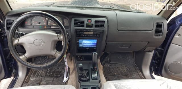 Toyota Hilux Surf 2001