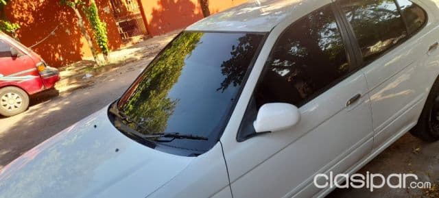 Nissan Sunny 2004
