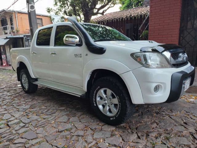 Toyota Hilux 2011