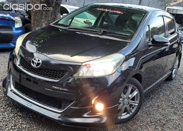 Toyota Vitz 2012