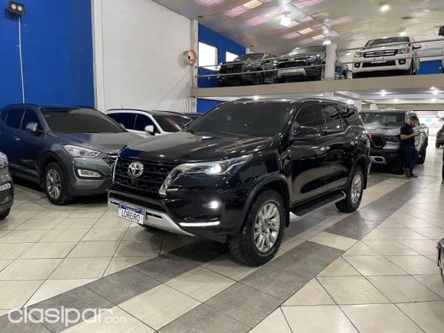 Toyota Fortuner 2023