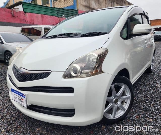 Toyota Ractis 2009